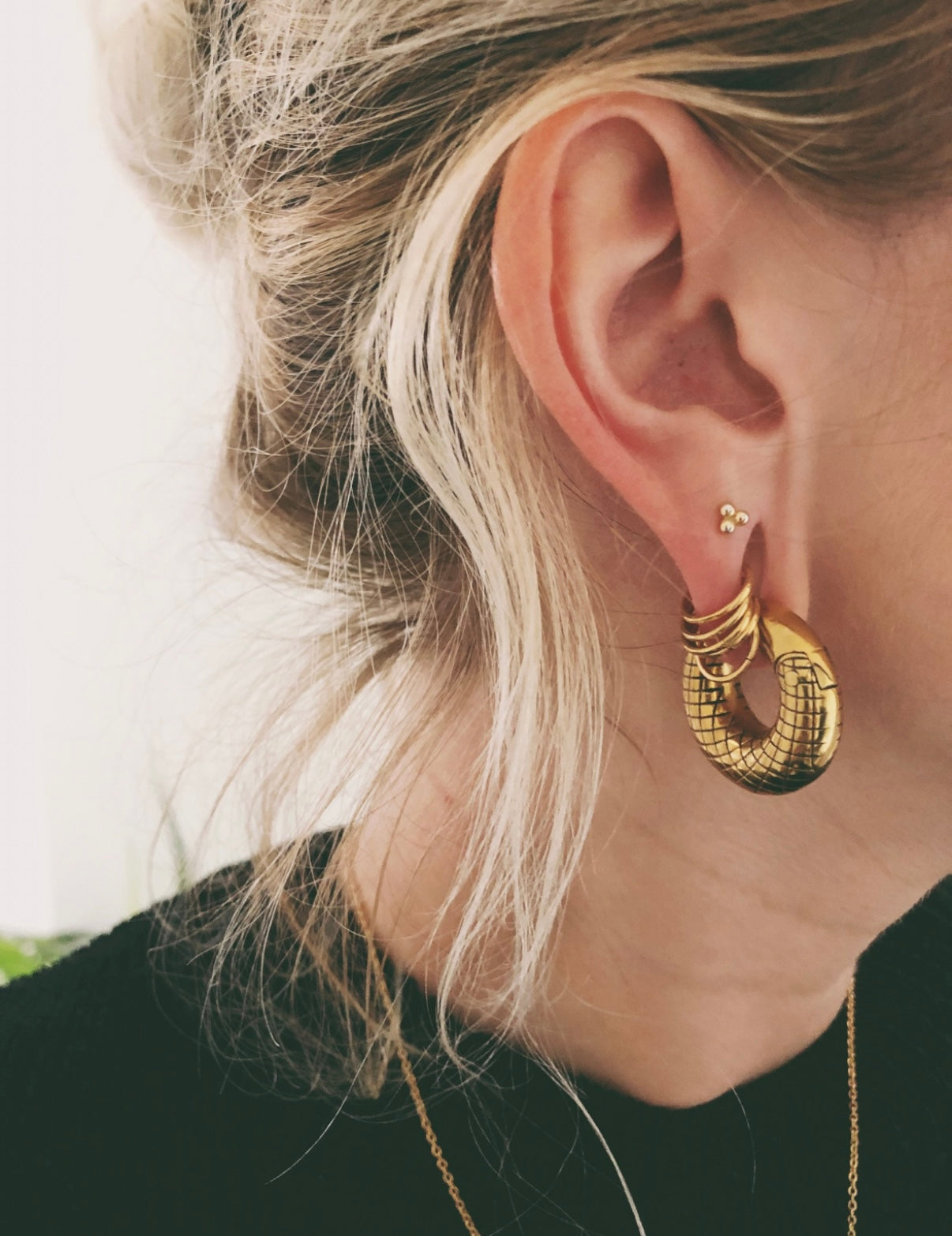 STACKABLE HOOPS